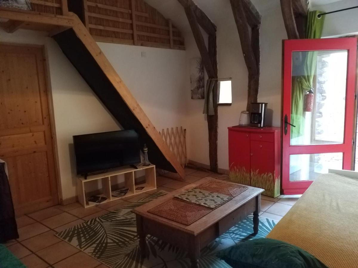 La Feuille De Choux Hébergement de vacances Sablieres